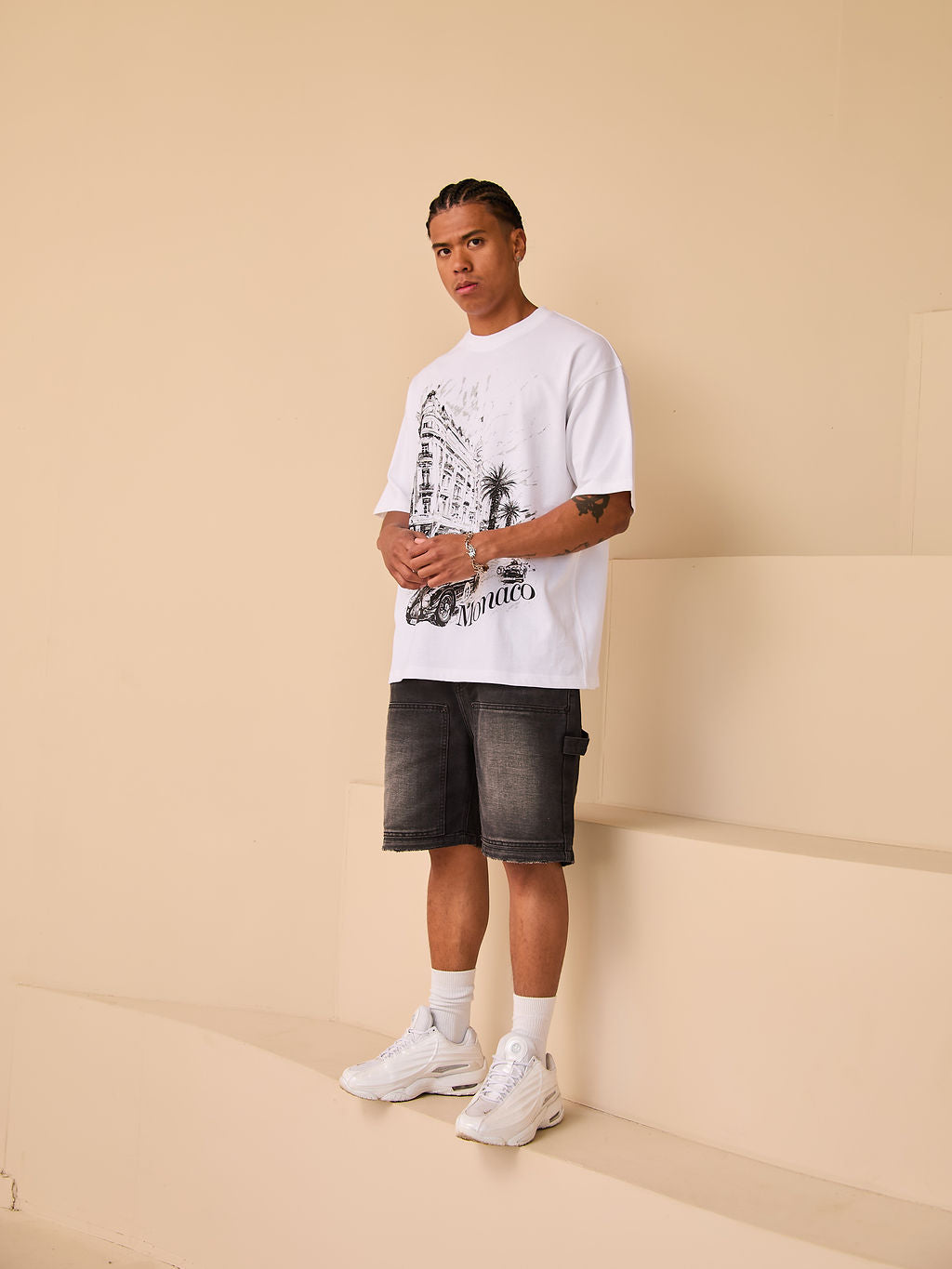 Larvotto Wit Grafisch T-shirt