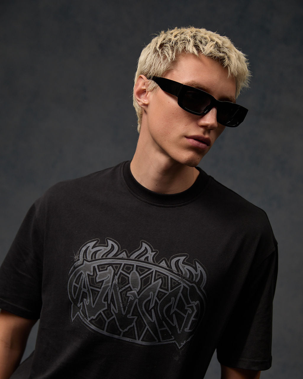 Vallea Graphic T-Shirt Zwart