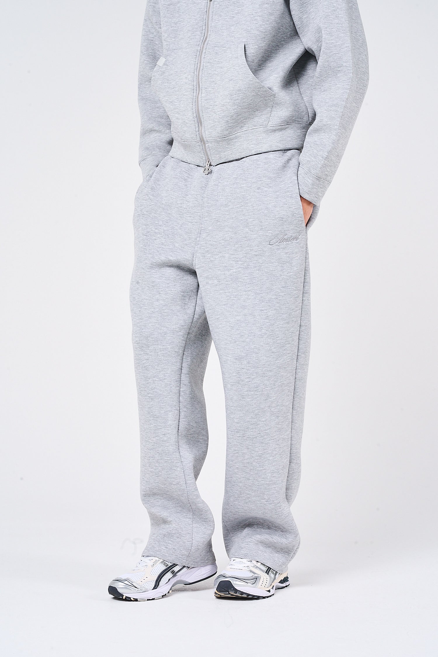 Atelier Grey Scuba Jogger