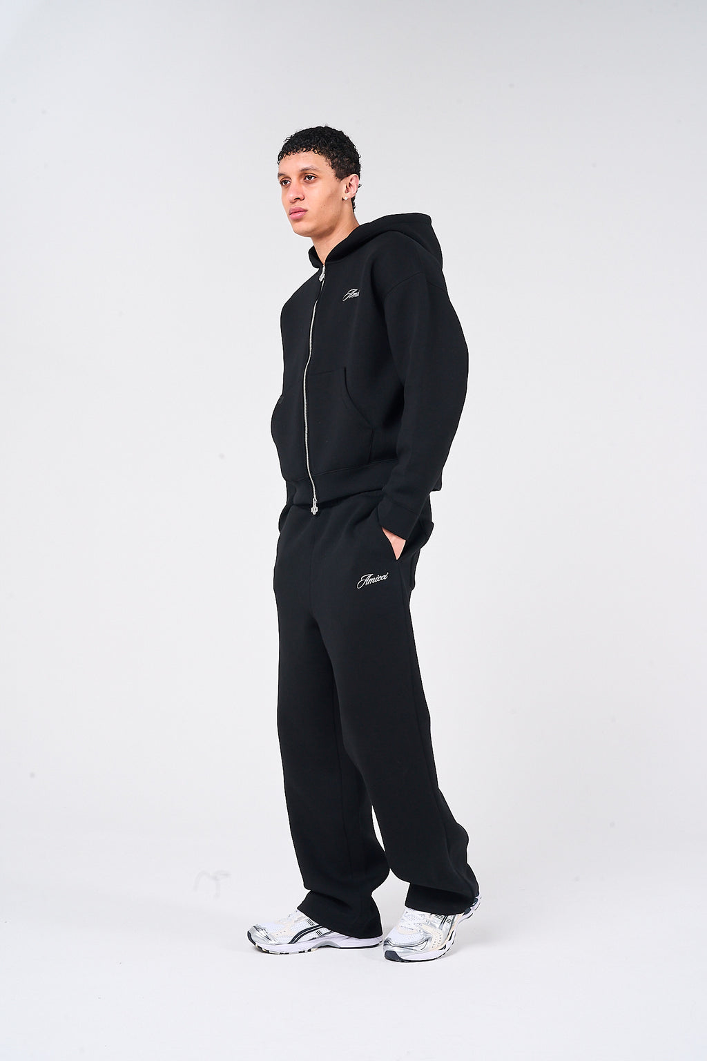 Atelier Black Scuba Jogger