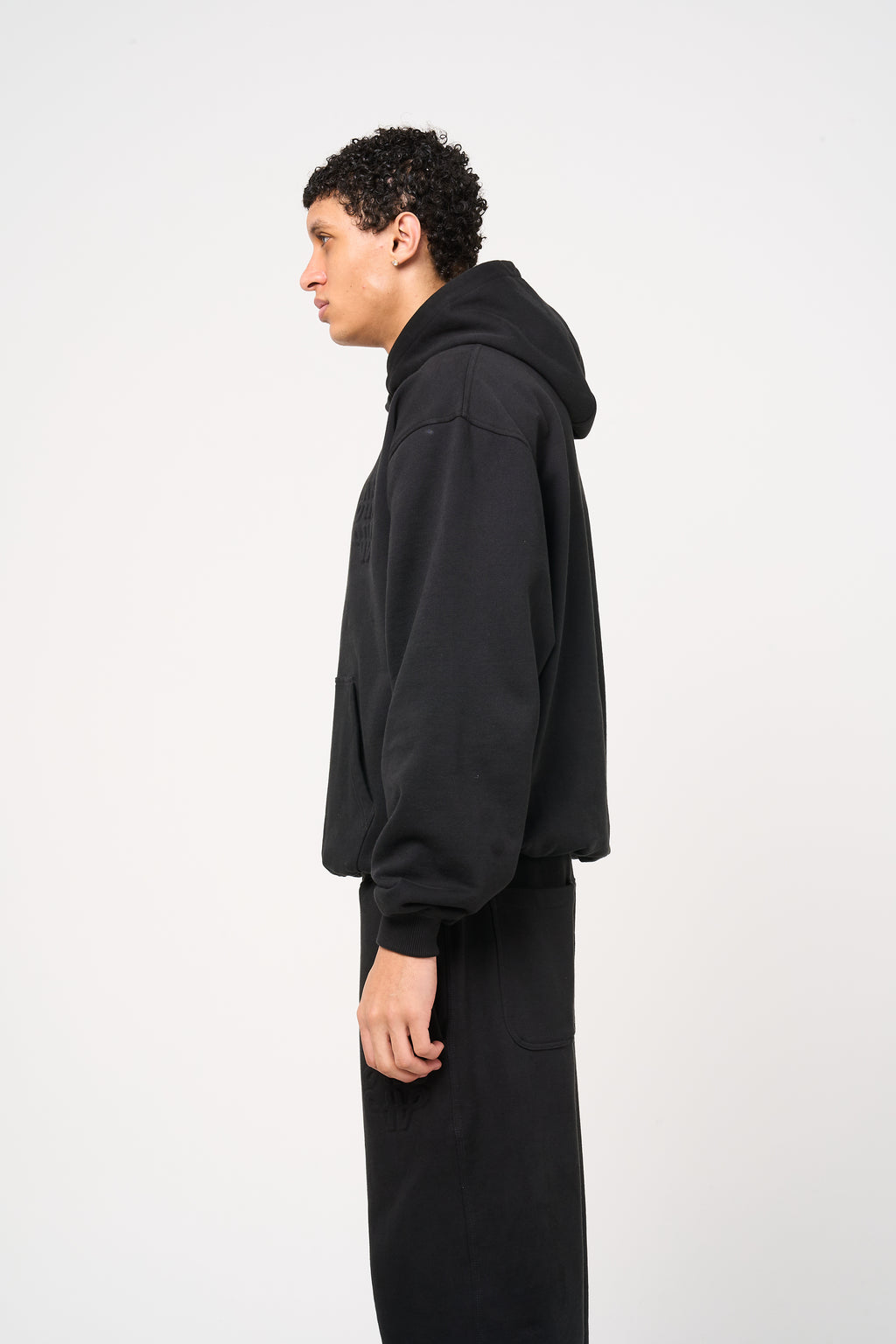 Reyes Emblem Logo Hoodie Black