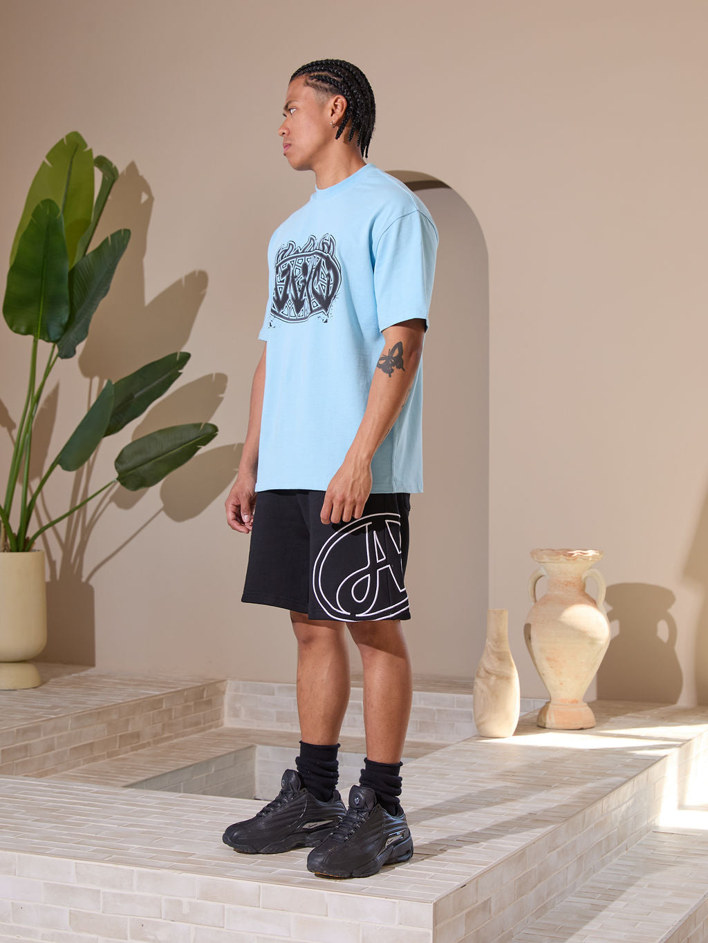 Vallea Graphic T-Shirt Zwart
