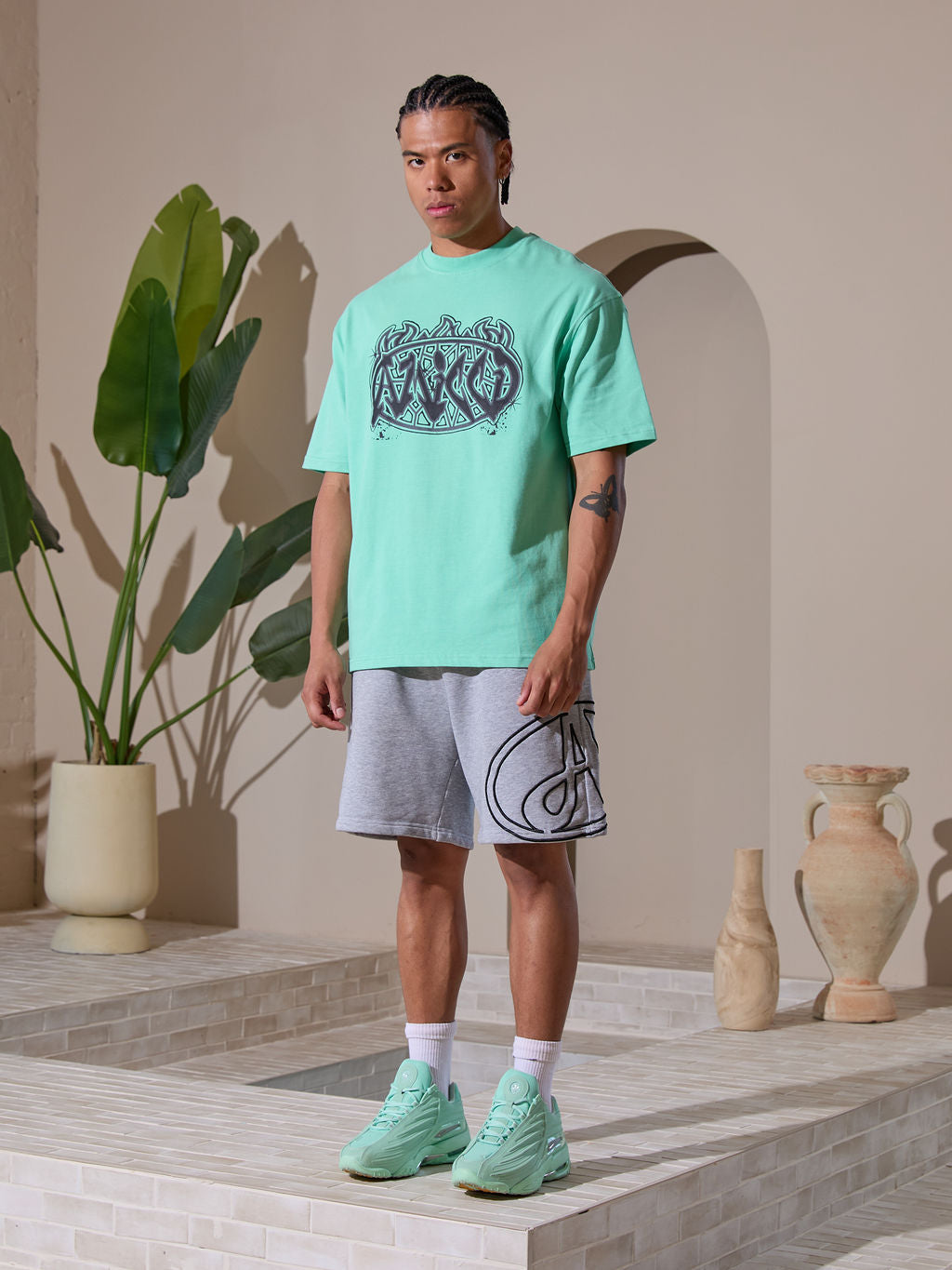 Vallea Graphic T-Shirt Zwart