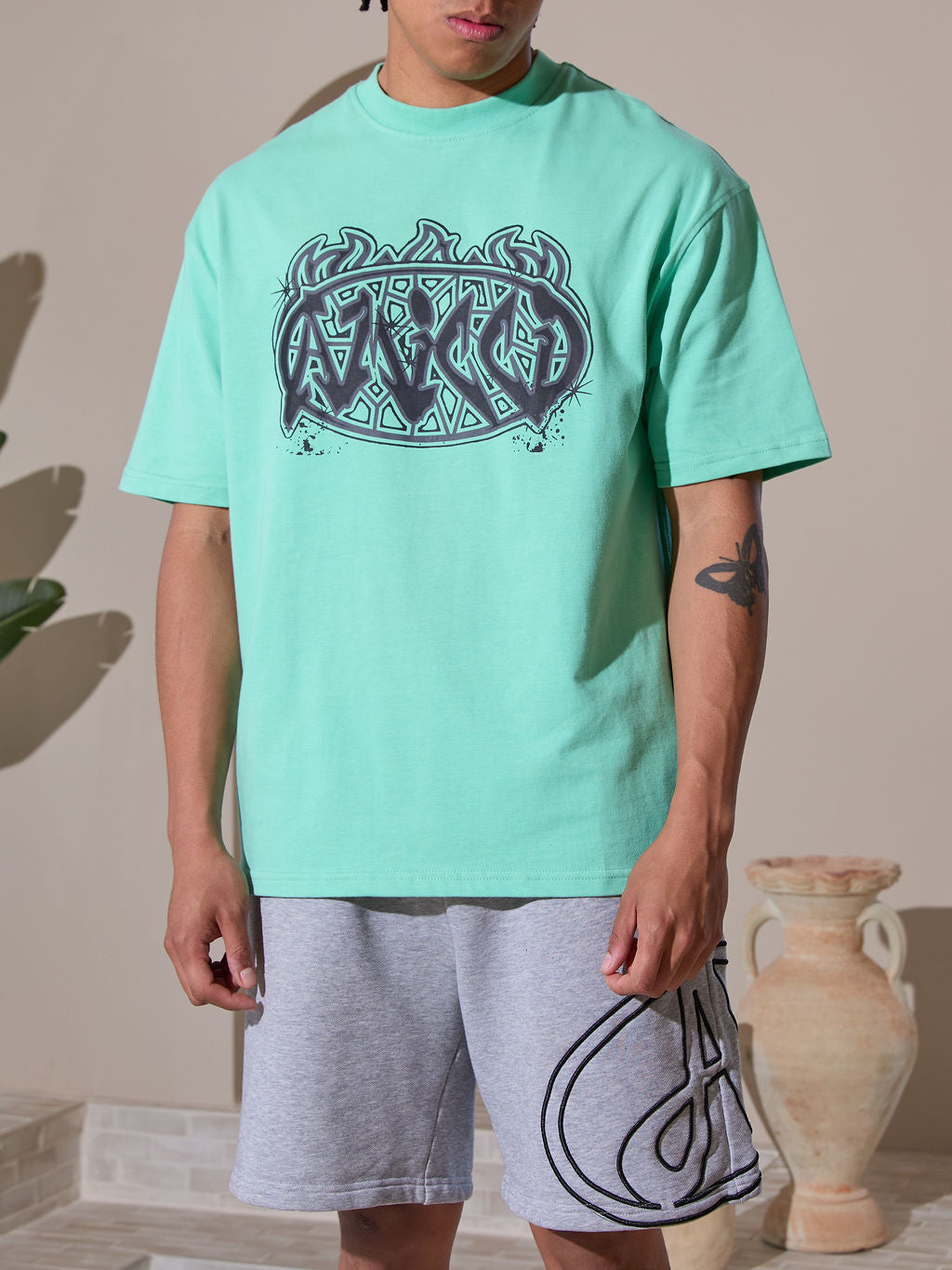 Vallea Graphic T-Shirt Zwart