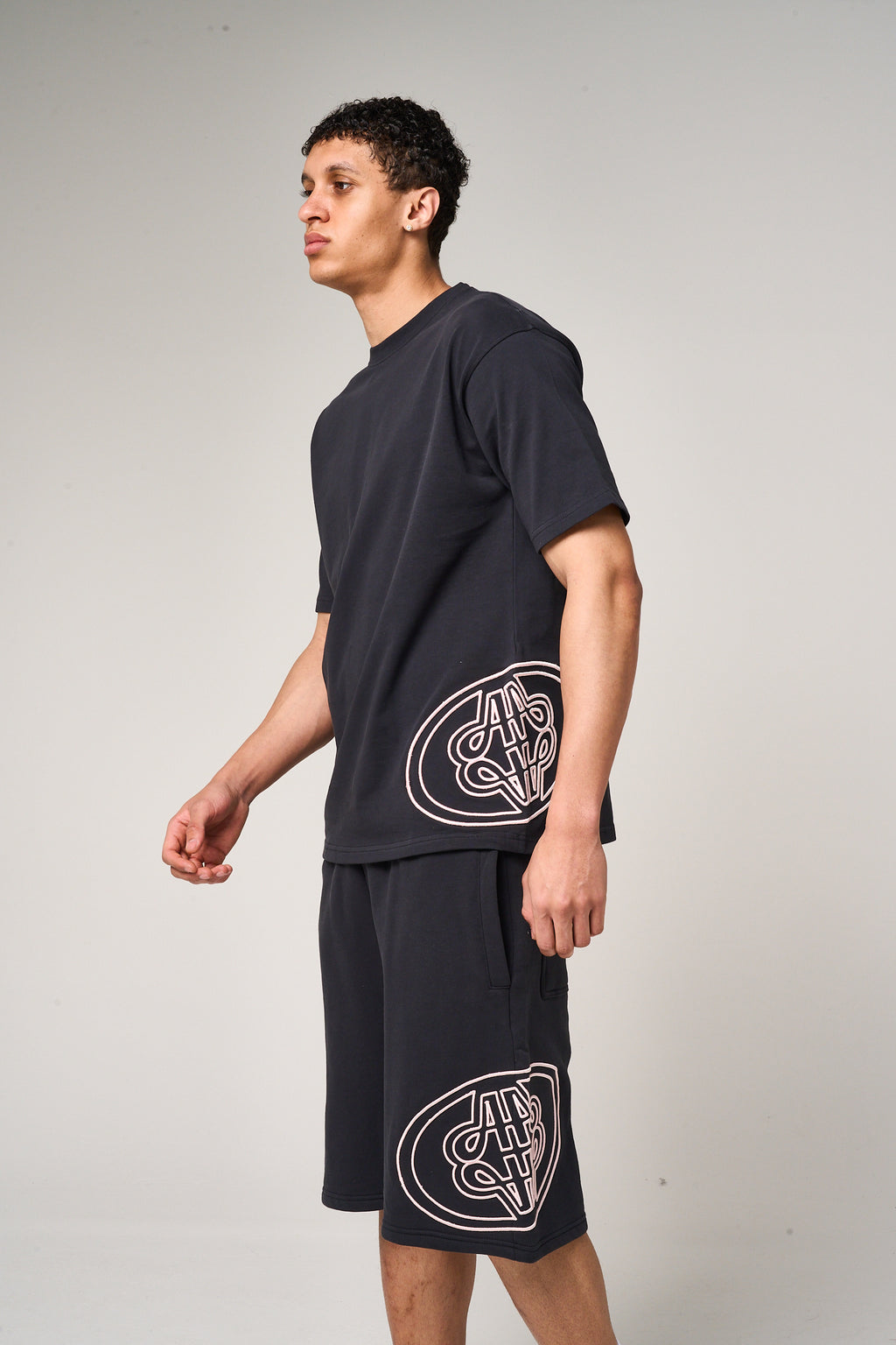 Fares Logo Embroidery T Shirt Black