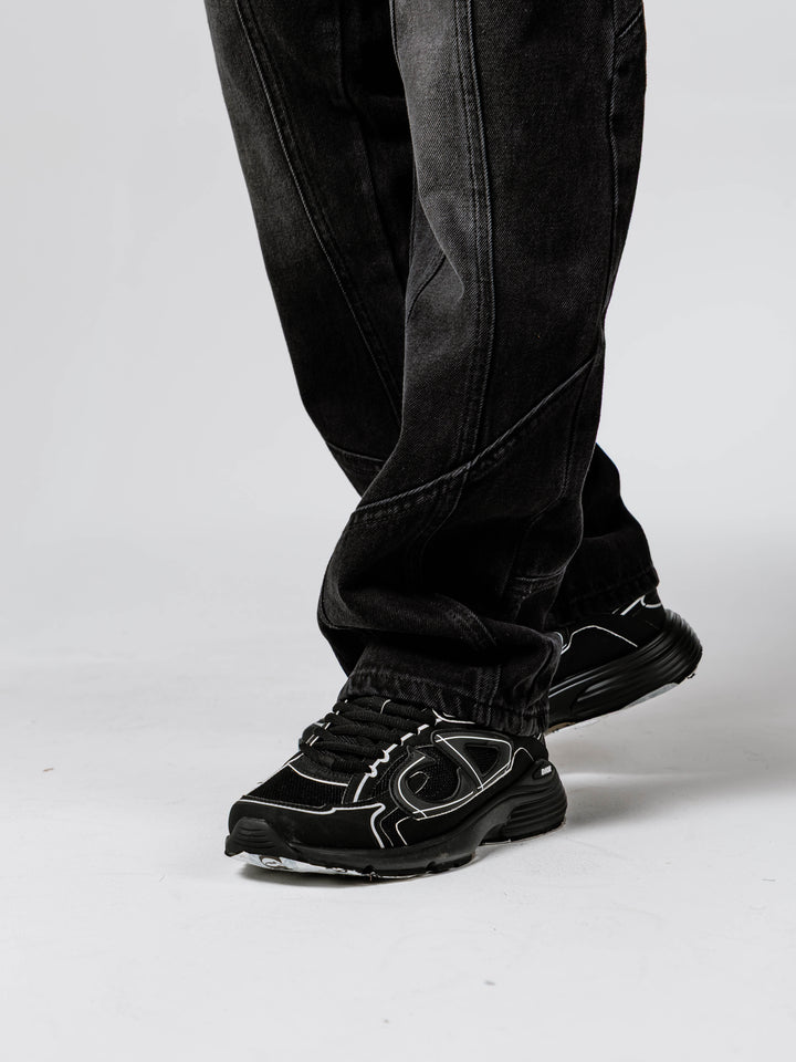 Larrea Black Straight Jean